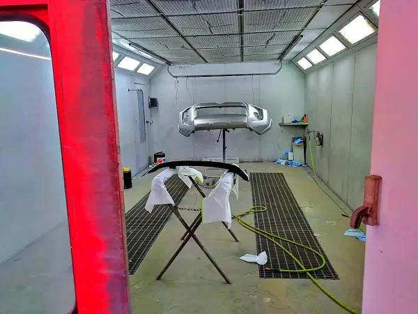 Kenny's Collision Center - photo 3