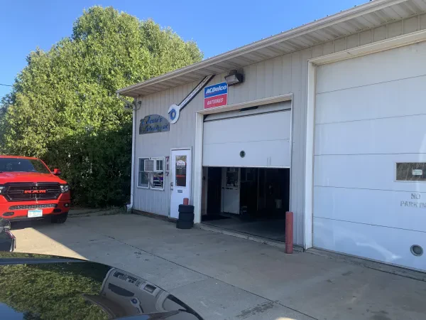 JESSES AUTOMOTIVE LLC - photo 2