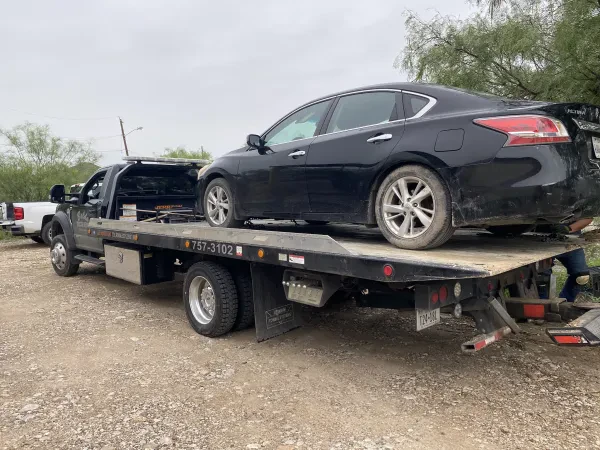 Balde's Tire & Wrecker Service - photo 3