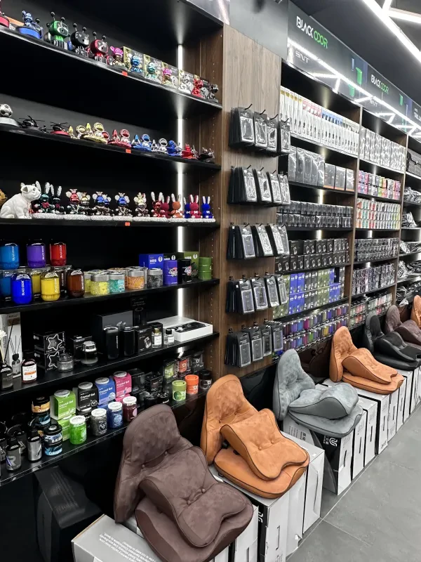 SNT PREMIUM AUTO PARTS - photo 2