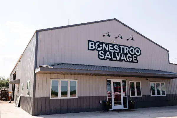 Bonestroo Salvage - photo 2