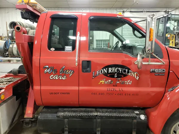 Leon Recycling and Auto Parts LLC - photo 3