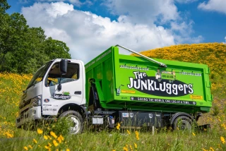 The Junkluggers