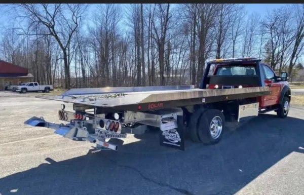 J & C Towing INC - photo 2