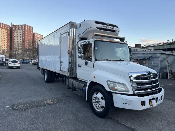 Milea Truck Sales and Leasing - photo 4