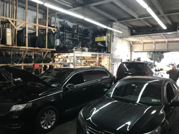 Prospect Auto Glass - photo 4