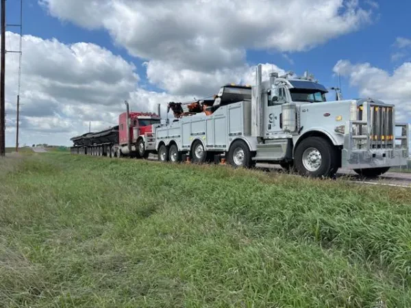 Stockton Towing - photo 2