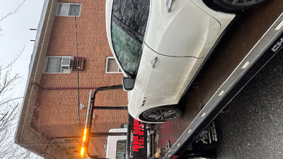 Bobs Auto Wreckers JunkYard in Newark (NJ) - photo 1
