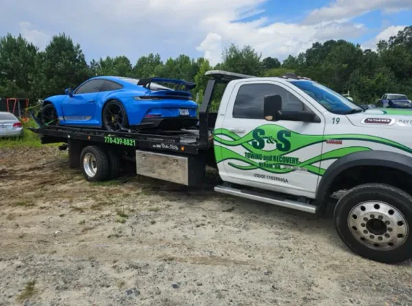 S&S Towing & Recovery LTD - photo 2