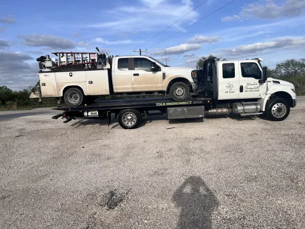 Wreck'd Towing - photo 2