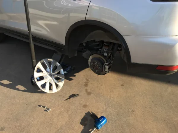 Alamo Heights Auto Care Center - photo 3