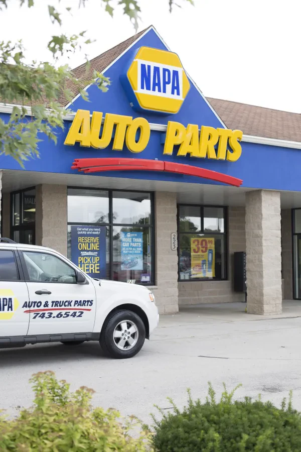NAPA Auto Parts - Sturgeon Bay - photo 3