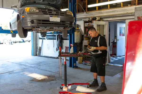 Skip's Automotive & Towing - photo 2