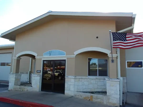 Alamo Heights Collision Center - photo 3