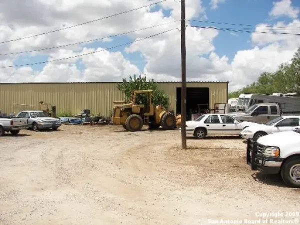 Car Part Headquarters LLC - photo 3