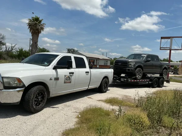 Leos Towing and Recovery LLC - photo 3