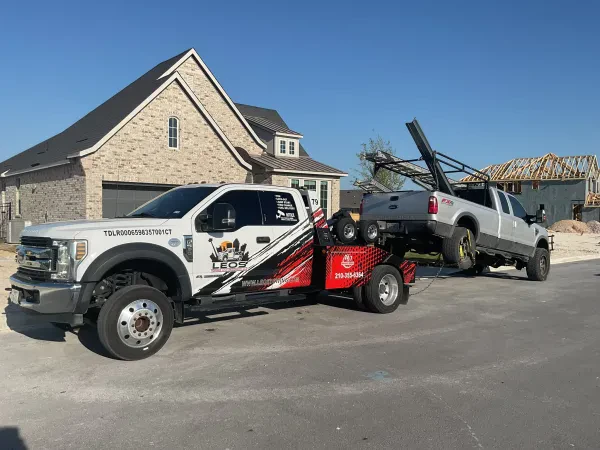 Leos Towing and Recovery LLC - photo 4