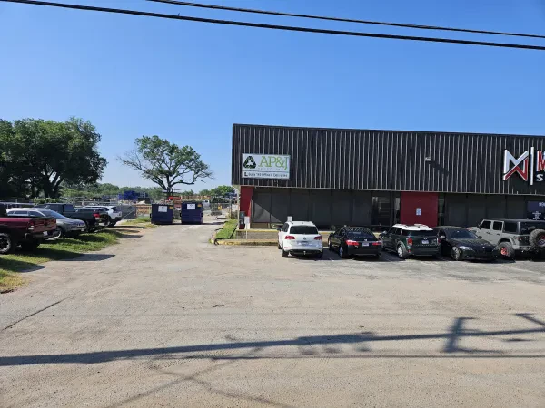 AP&J RECYCLING - photo 4