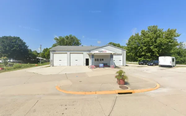 Poor's Auto - photo 2