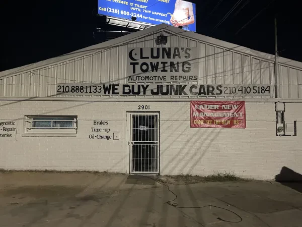 Luna's Towing Automotive Services - photo 4
