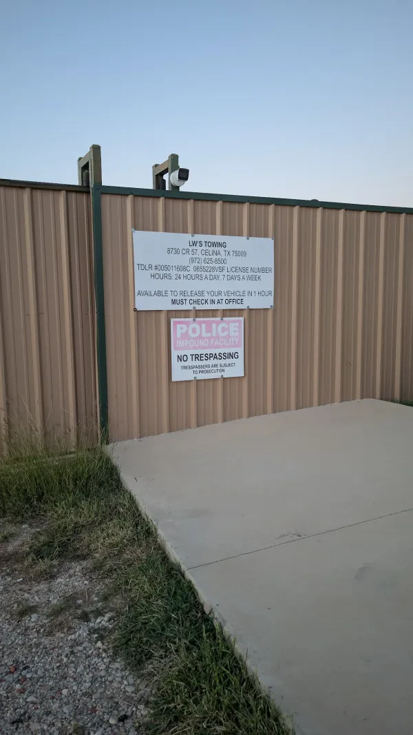 LW’s Towing - photo 3