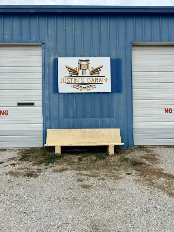 Justin's Garage - photo 2