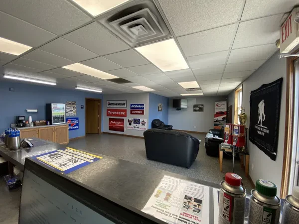 Shipshe Automotive Service Inc - photo 2