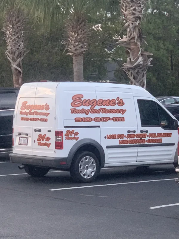 Eugene's Towing & Recovery - photo 3