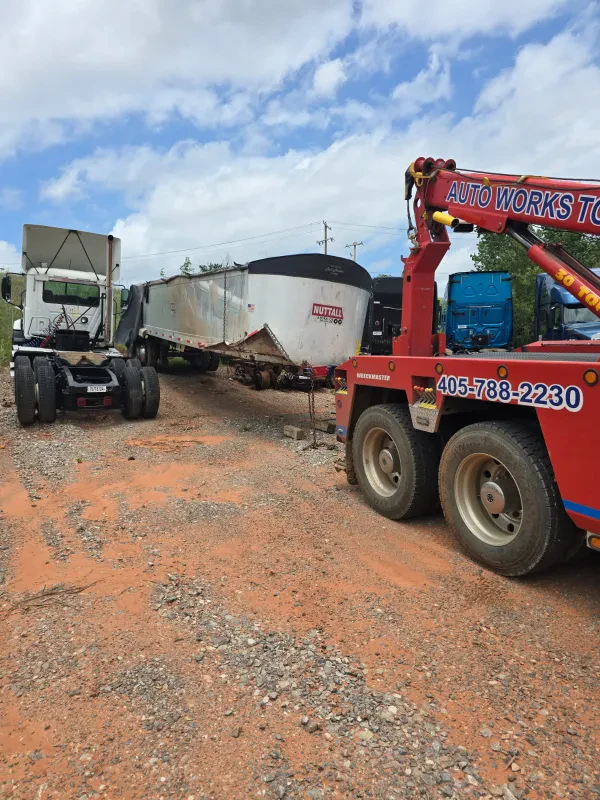 Auto Works Towing, Recovery, and Repair LLC - photo 4