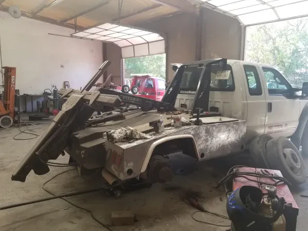 A & T Wrecker Repair - photo 3