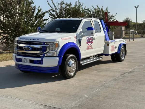 C&A Wrecker Service - photo 3