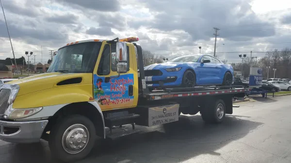 Captain Hook Towing & Recovery LLC - photo 3