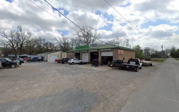 Guinn's Automotive - photo 3
