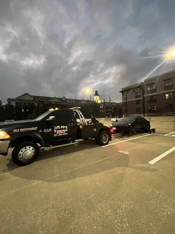 Julio's Towing & Transportation - photo 3