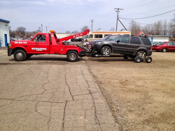 Vicksburg Towing - photo 2