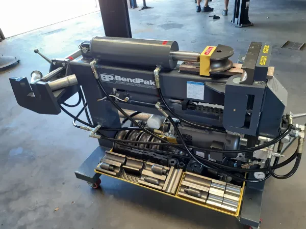 Dolphin Auto, LLC - photo 3
