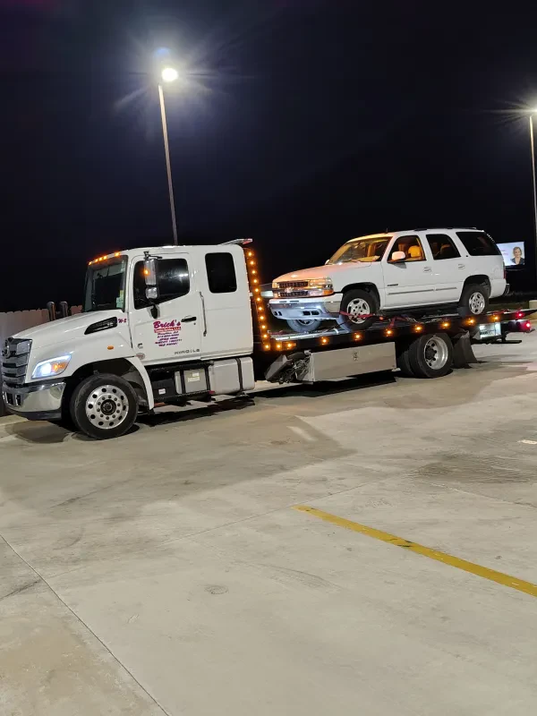 Brick’s Towing - photo 3