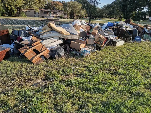Nada Junk Removal And Haul Away - photo 4
