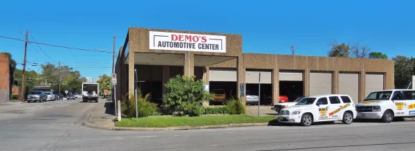 Demo's Automotive Center - photo 3