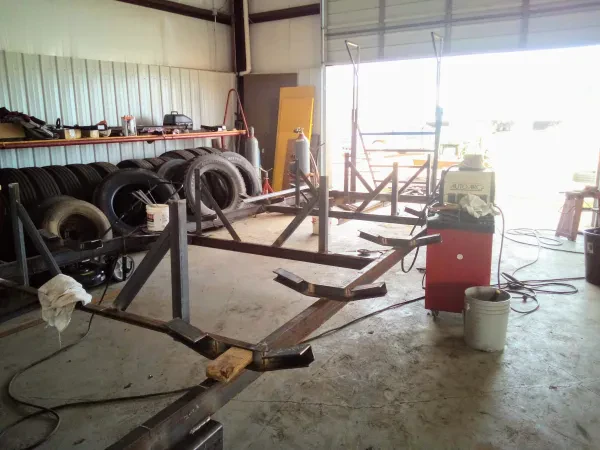 Lewis Tire & Truck Repair - photo 3
