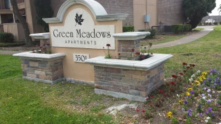 Del Sol Apartments