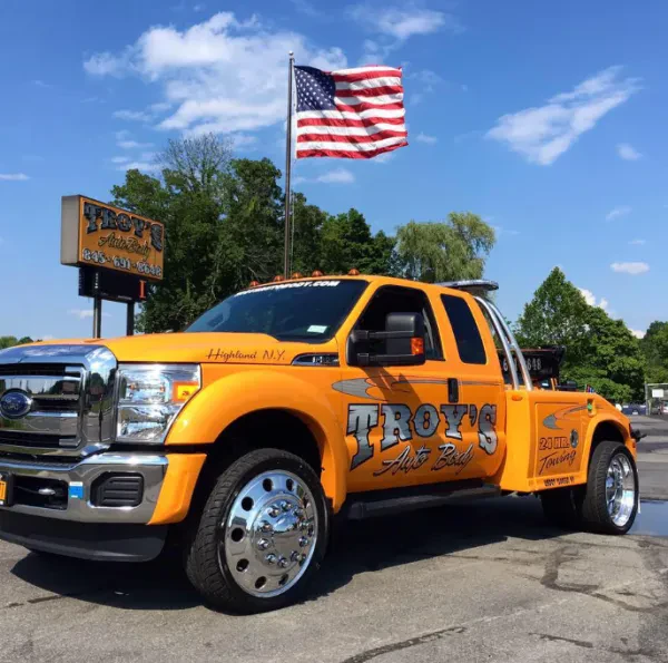 Troy's Auto Body Works - photo 4