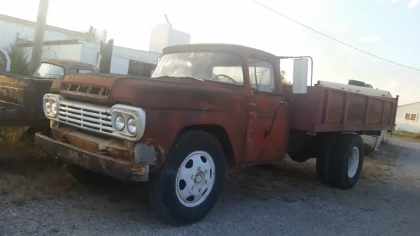 Tom Myers Truck Parts - photo 4