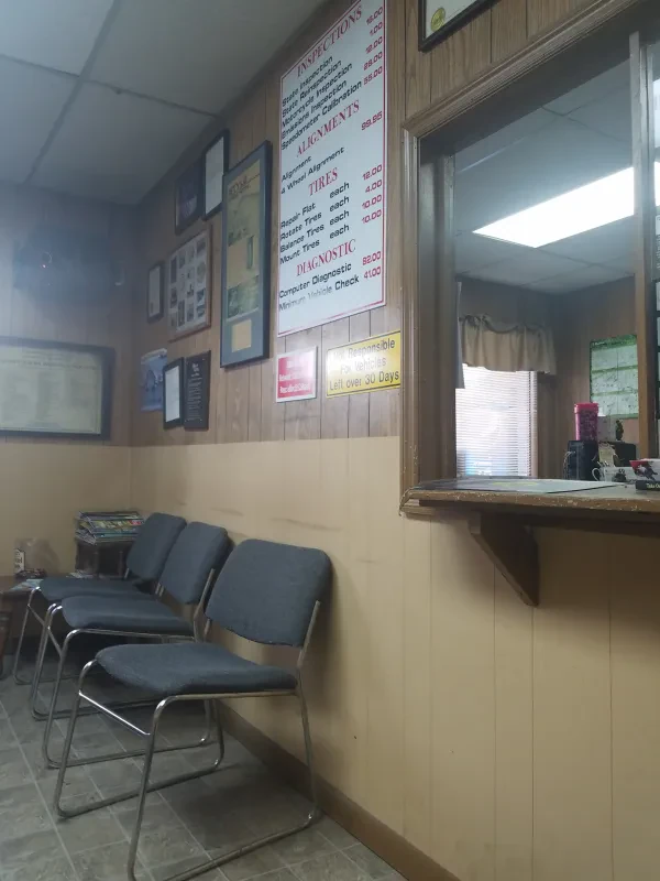 Eddie's Repair Shop - photo 2