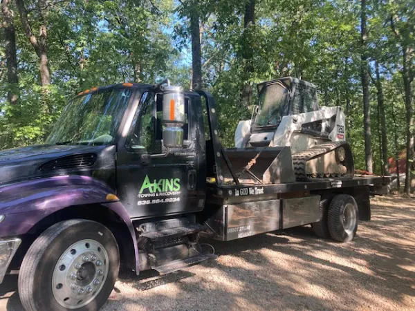 Akins Towing and Recovery LLC - photo 2
