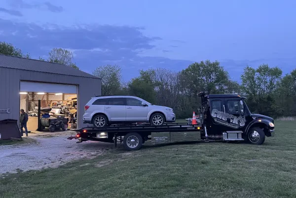Chuck's Wrecker Service - photo 4