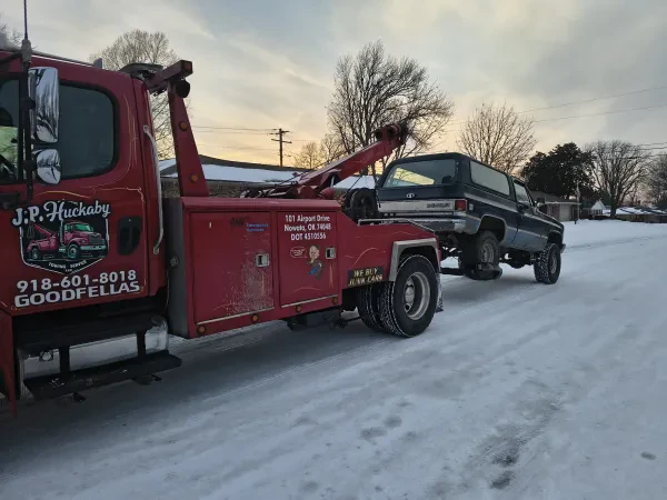 JP Huckaby wrecker service. - photo 2