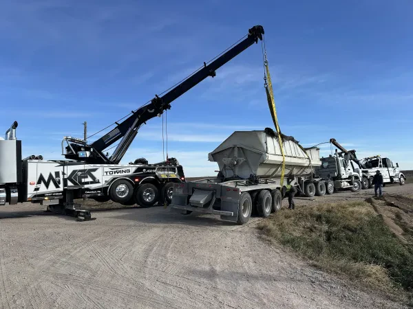 Mikes Towing - photo 4