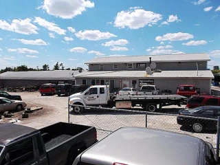 H & W AUTO SALVAGE JunkYard in Springfield (MO) - photo 1