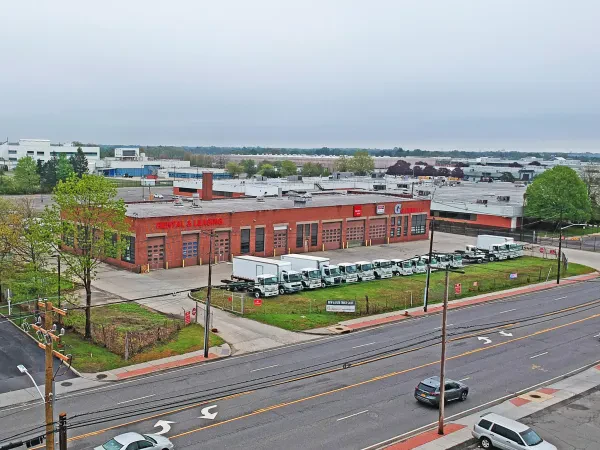 Gabrielli Isuzu Truck Sales & Service, Bethpage - photo 2